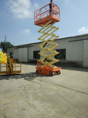 临沂升降车租赁服务 升降机、高空作业车与登车桥的全面解决方案